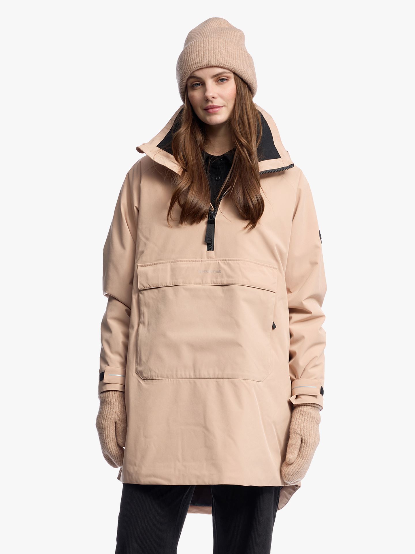 Twentyfour Mode Insulation Poncho D Mørk Beige